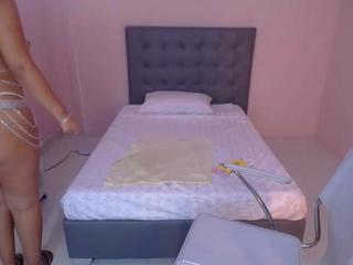 denise-miller on cam for live i sexy video chat