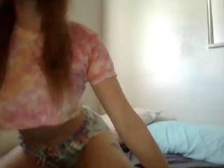 littledaisy on cam for live i sexy video chat