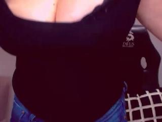 margot-love on cam for live i sexy video chat