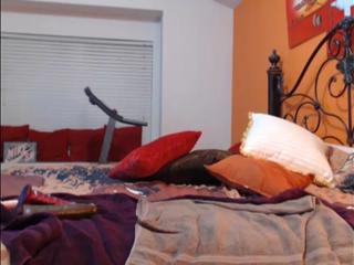 MonaThicks on cam for live i sexy video chat