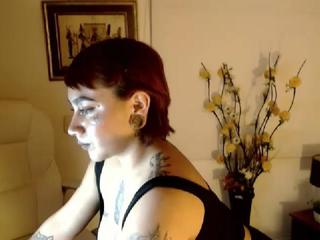 naomi-bones on cam for live i sexy video chat
