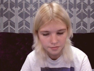 bellagreen1 on cam for live i sexy video chat