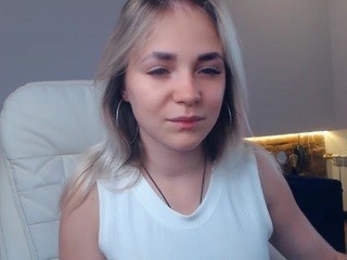 linnsantos on cam for live i sexy video chat