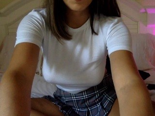 lokii-22 on cam for live i sexy video chat