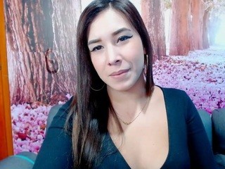 leah-temptation on cam for live i sexy video chat