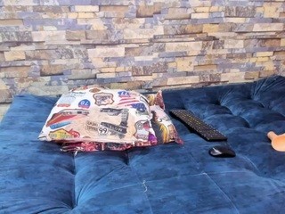 evelyn-cloe on cam for live i sexy video chat