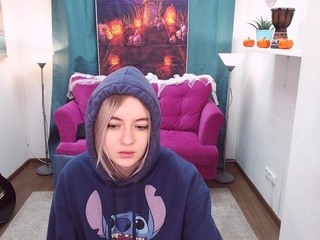 ciarawelch on cam for live i sexy video chat