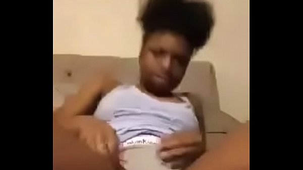 Chicago teen Snapchats pussy