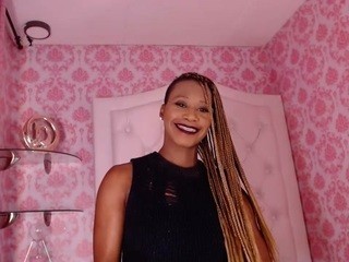 Ebony on cam for live i sexy video chat