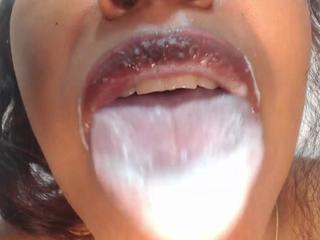 Eliette on cam for live i sexy video chat