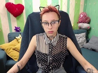 Elliot Harrell on cam for live i sexy video chat
