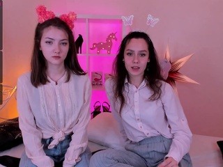 Erica and Dina on cam for live i sexy video chat