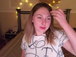 eshliolsen on cam for live i sexy video chat