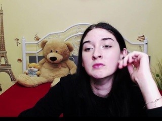 laurachanel on cam for live i sexy video chat
