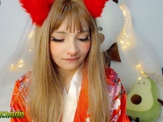 LisaChan on cam for live i sexy video chat