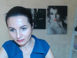 lisaroys on cam for live i sexy video chat