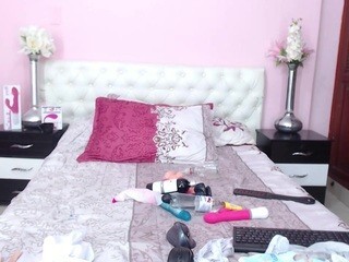 Miranda Drake on cam for live i sexy video chat