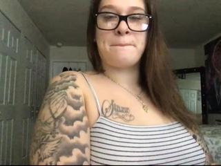 Missjuicy on cam for live i sexy video chat