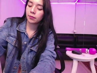 taylor-hanks on cam for live i sexy video chat