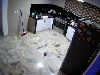voyeurcam-latina-babe-kitchen on cam for live i sexy video chat
