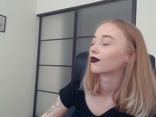 zlatovlaska on cam for live i sexy video chat