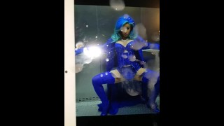 Cardi B Cumshot In Her Eye