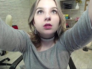Claudia on cam for live i sexy video chat