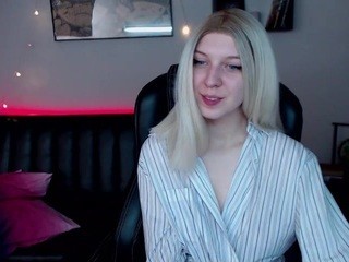 clementinelouis on cam for live i sexy video chat
