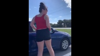 GIRL WITH FAT ASS TWERK ON CAR TIKTOK