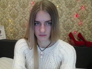 nadinekiss on cam for live i sexy video chat
