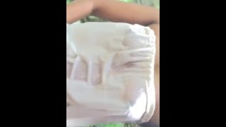 sri lankan hidden camකන්දට මුවා වෙලා අල්ලපු ගෙදර අයියට නාන එක පෙන්වන නන්ගී