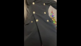 Tik Tok Girl’s Christmas Ass & Pussy Flash in sexy fishnets