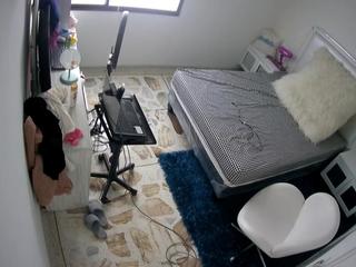 voyeurcam-latina-babe-bedroom-3 on cam for live i sexy video chat