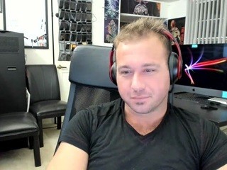 ChadWhitexxx on cam for live i sexy video chat
