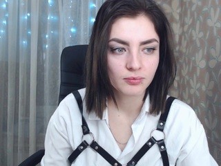 Cornelia on cam for live i sexy video chat
