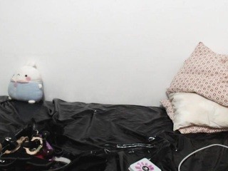 Insatiable Goddess G on cam for live i sexy video chat