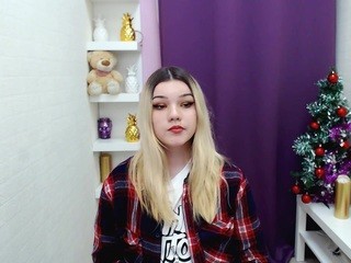 Yummy Cherry Pie on cam for live i sexy video chat
