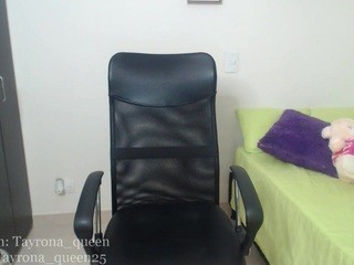 amazonaqueeny on cam for live sex chat