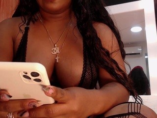 blackchiina on cam for live sex chat