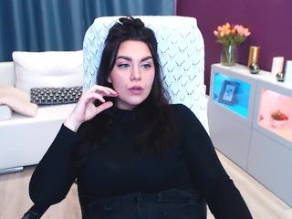 Briana Bell on cam for live sex chat