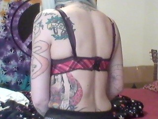CandyCums84 on cam for live sex chat