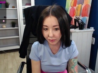 cinderella-x on cam for live sex chat