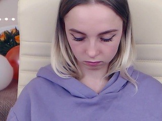 daisyhots on cam for live sex chat