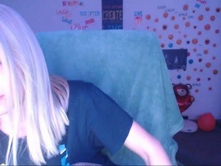 Directgirl (Ana) on cam for live sex chat