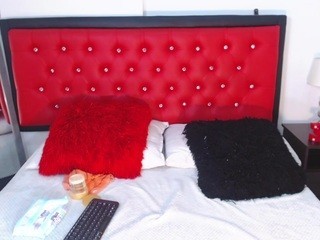 ?, TORY ? on cam for live sex chat