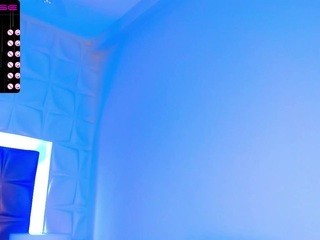 hanna-berry on cam for live sex chat