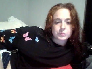Heavenlystrawberry on cam for live sex chat