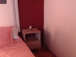 kaisa uwu on cam for live sex chat