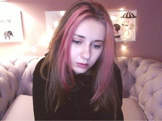 Kardi on cam for live sex chat