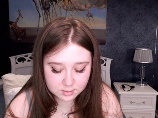 kira-floris on cam for live sex chat